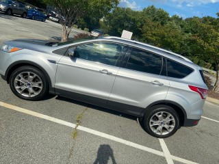Ford Escape Titanium 214